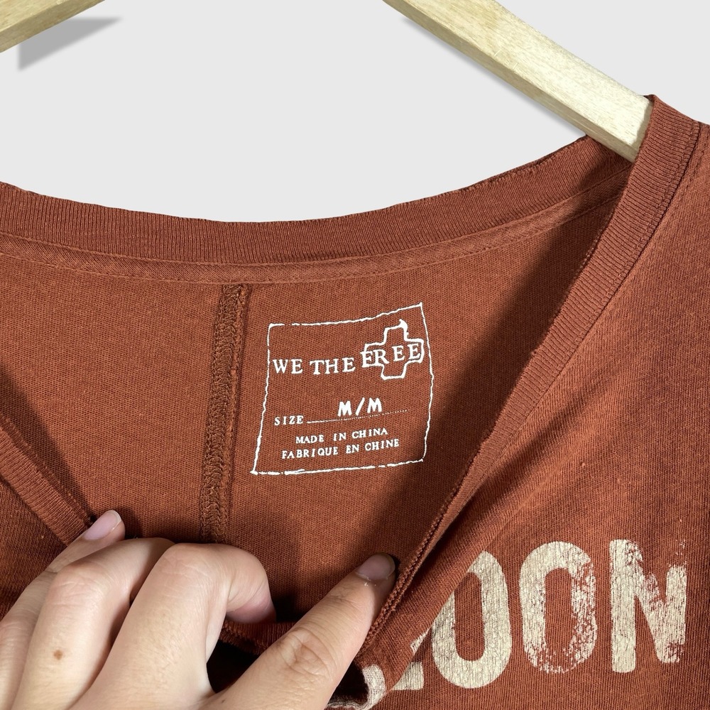 We The Free Graphic Tee Womens Medium Rust Brown Western Boho Nova Saloon - Picture 3 of 8